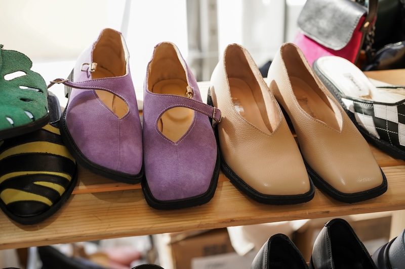 El calzado que no puede faltar en tu clóset curvy: Flats